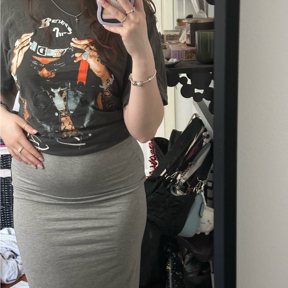 Meet your Posher, Alex - Picture 3 of 4